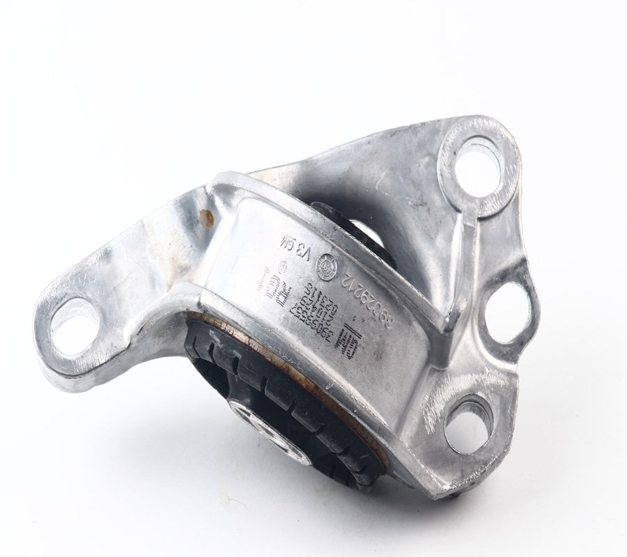 Opel Astra K Arka Dingil Bağlantı Ayağı Sağ GM