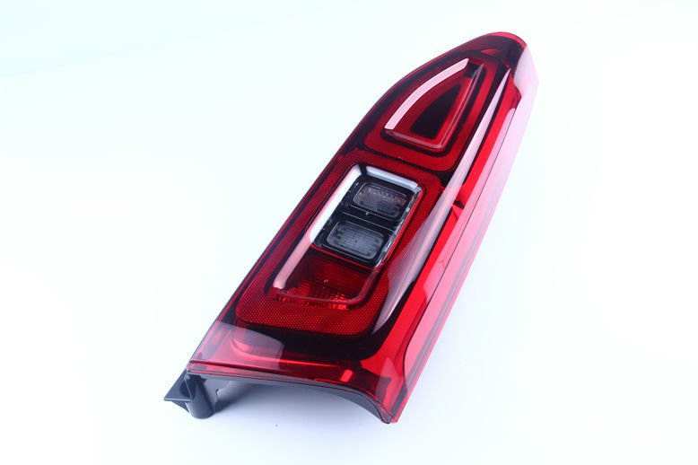 Opel Combo E Stop Lambası Arka Sağ Orjinal (9820555080-3552635)
