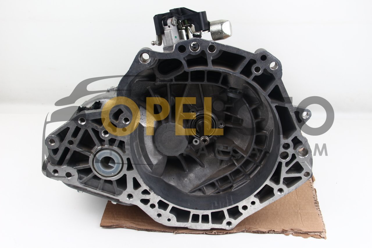 Opel Astra J 1.3 5 İleri Şanzuman GM