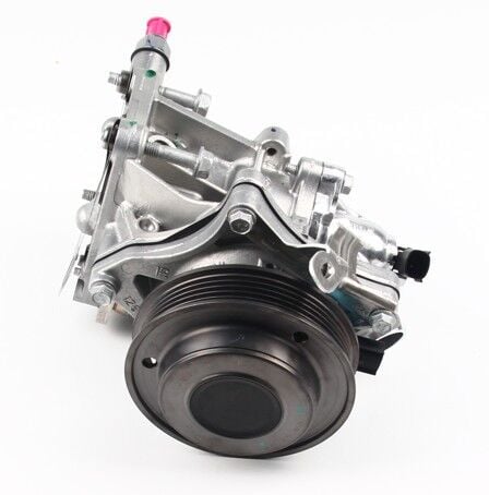 Opel Corsa E 1.0 Benzinli Su Pompası Termostat ve Yağ Soğutucusu Komple Orjinal (55500623)